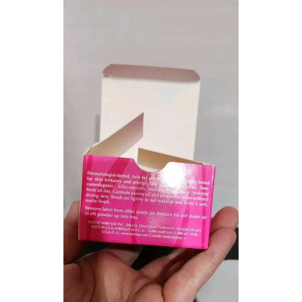 Mary Kay Signature Loose Powder 0.74 Oz LIGHT BRONZE‎ 464400 NIB Discontinued